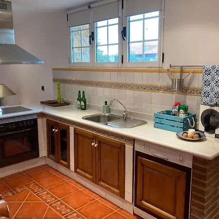 Acogedor Basement En Un Lugar Privilegiado * Кинтес